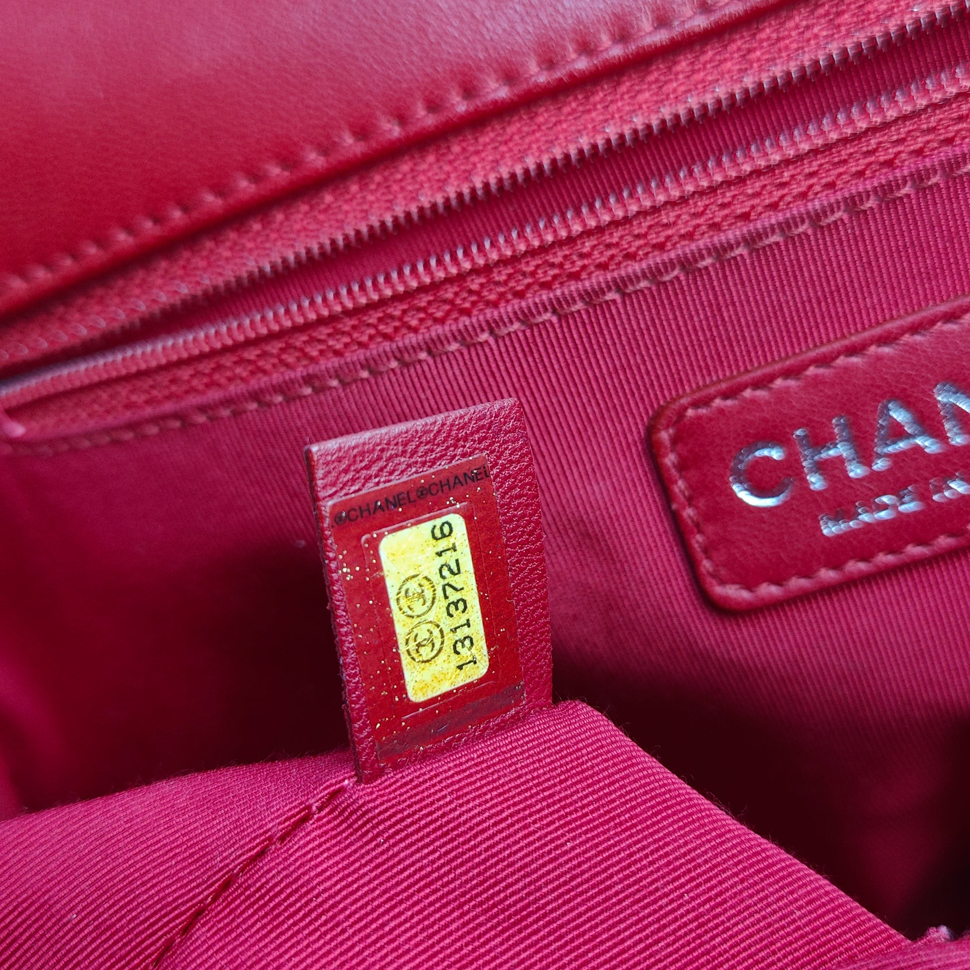 Paris-Vernice Lipstick Accordion Flap Bag