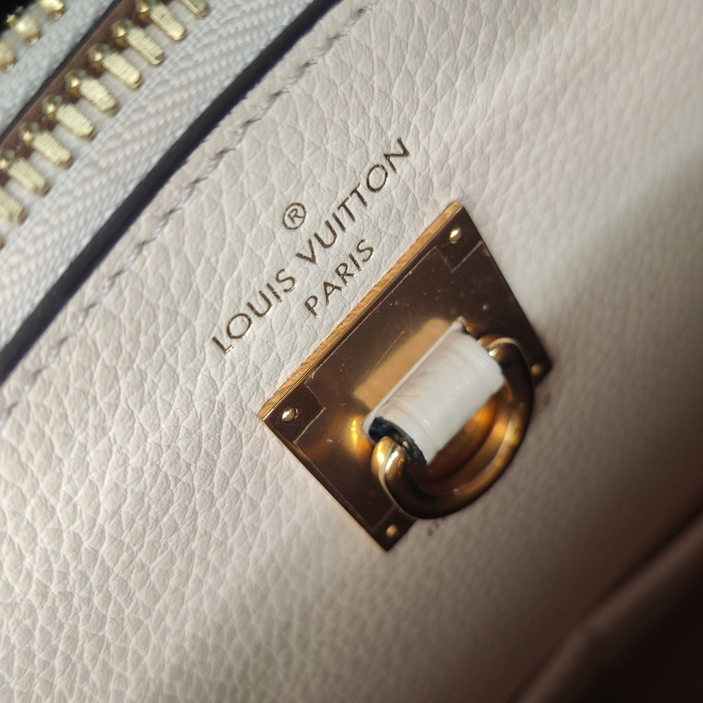 City Steamer Handbag Leather MM