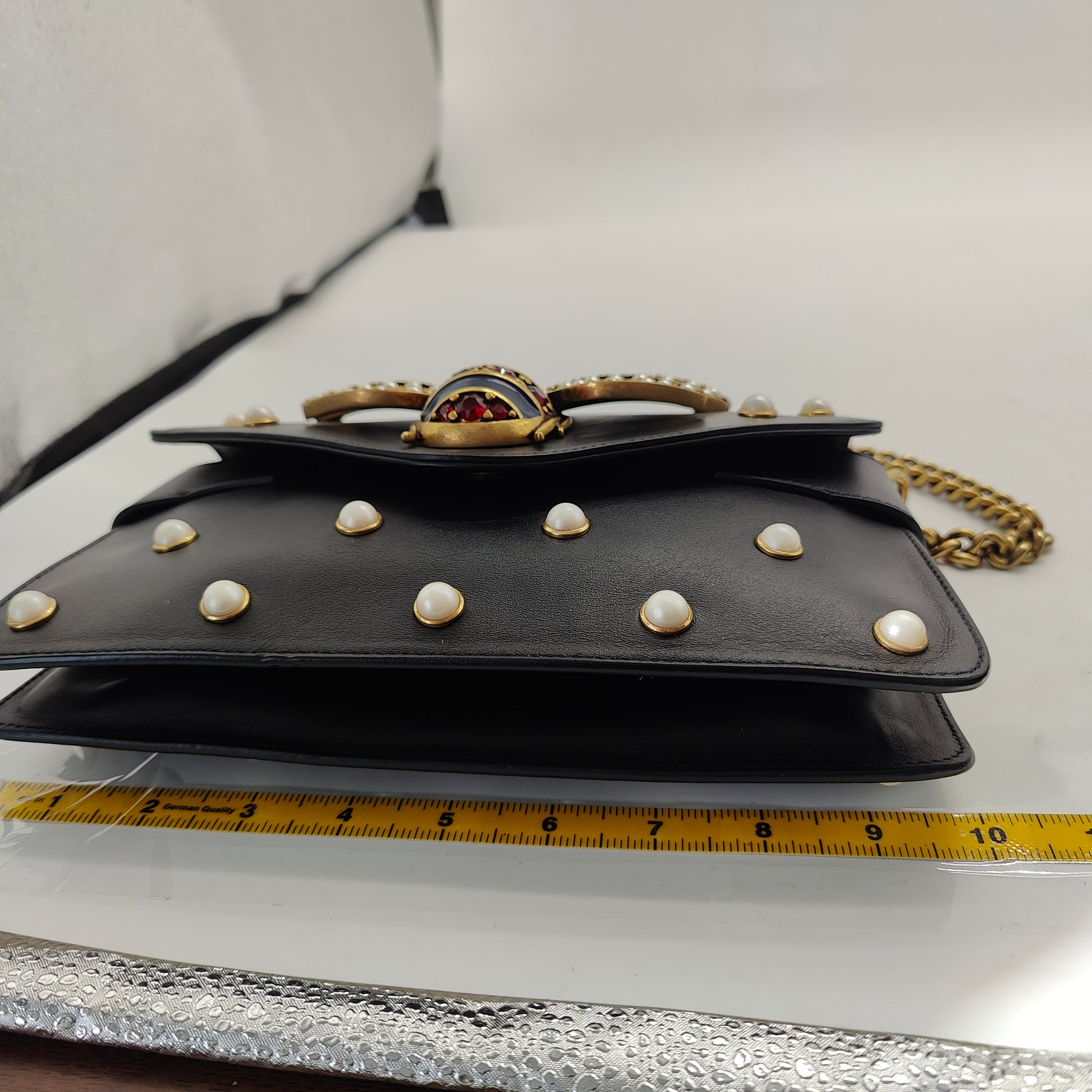 Pre-owned GUCCI Leather Shoulder Bags Broadway Pearly Bee Shoulder Bag Embellished Leather Black