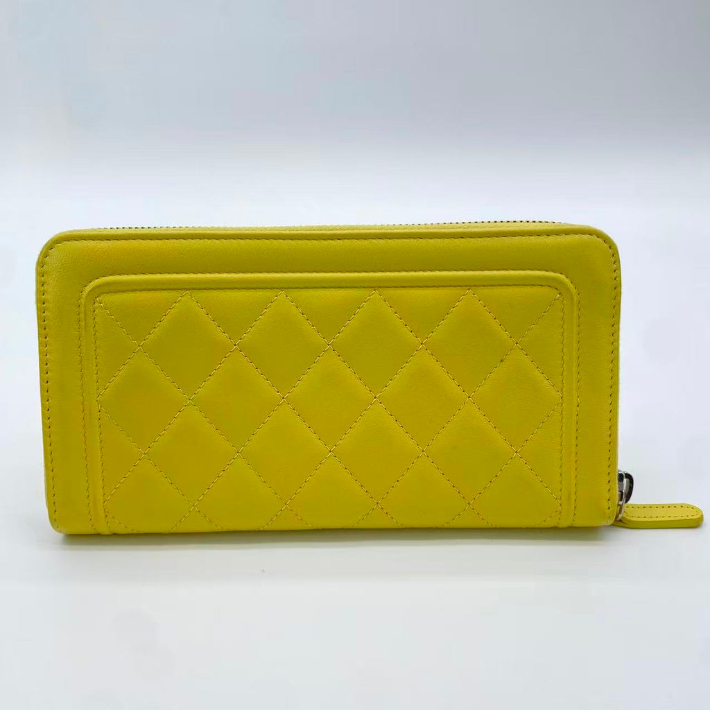 Zip Around Wallet Quilted Calfskin Long