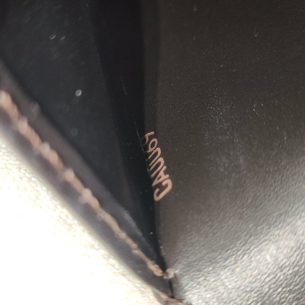 Multiple Wallet Monogram Shadow Leather