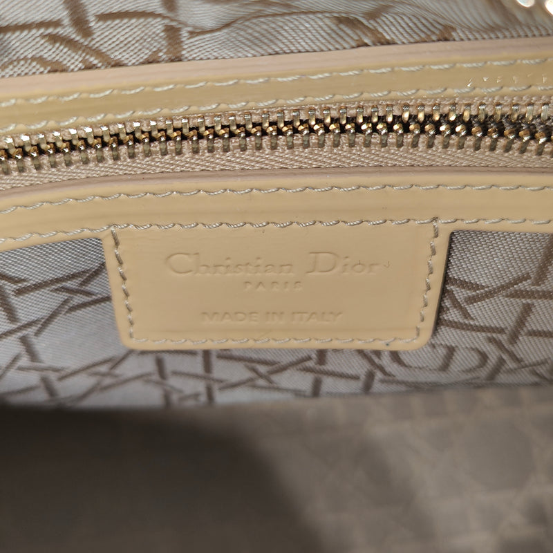 Lady Dior Bag Cannage Quilt Patent Medium