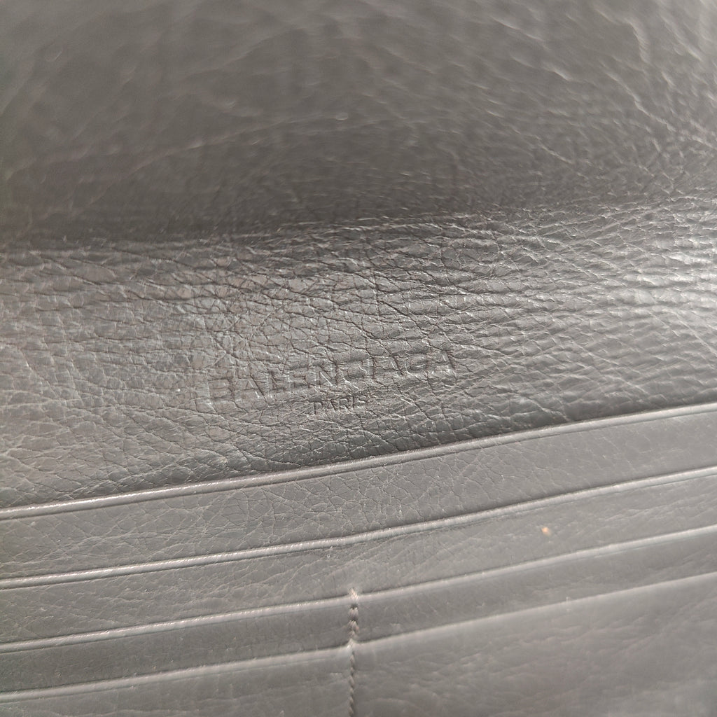 Classic Metallic Edge Money Flap Wallet Leather