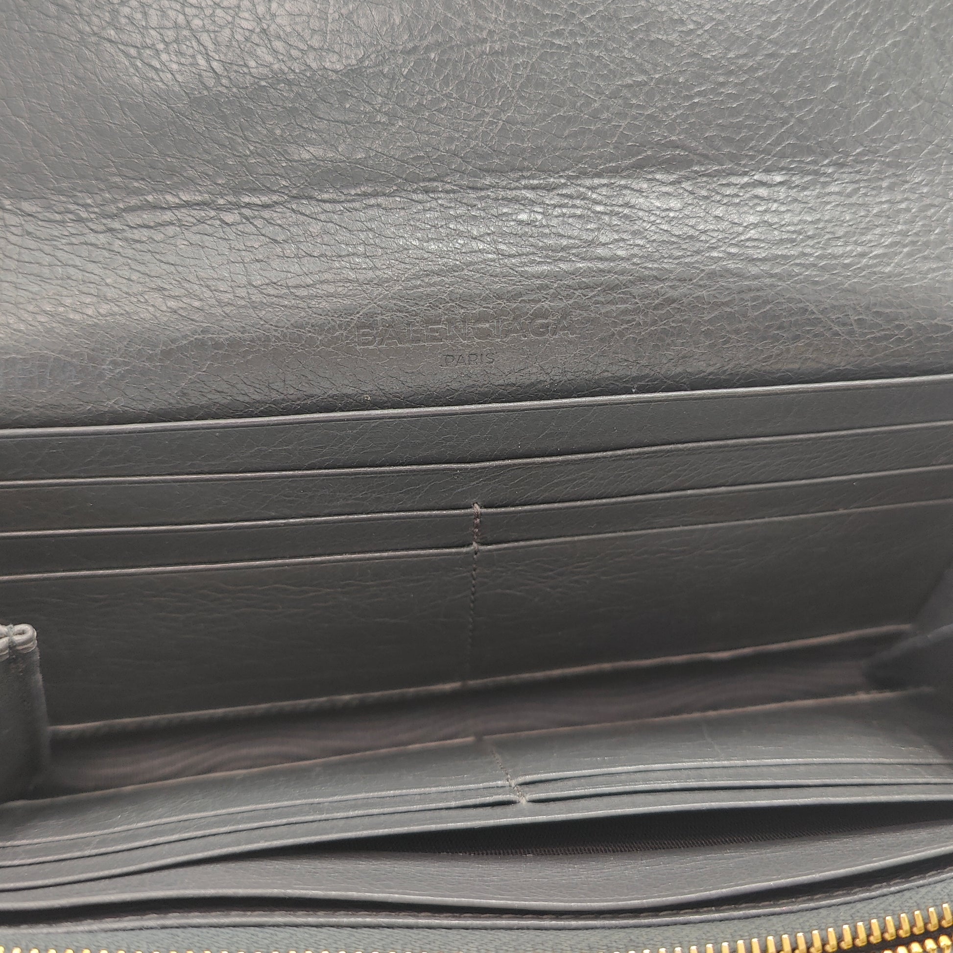 Classic Metallic Edge Money Flap Wallet Leather