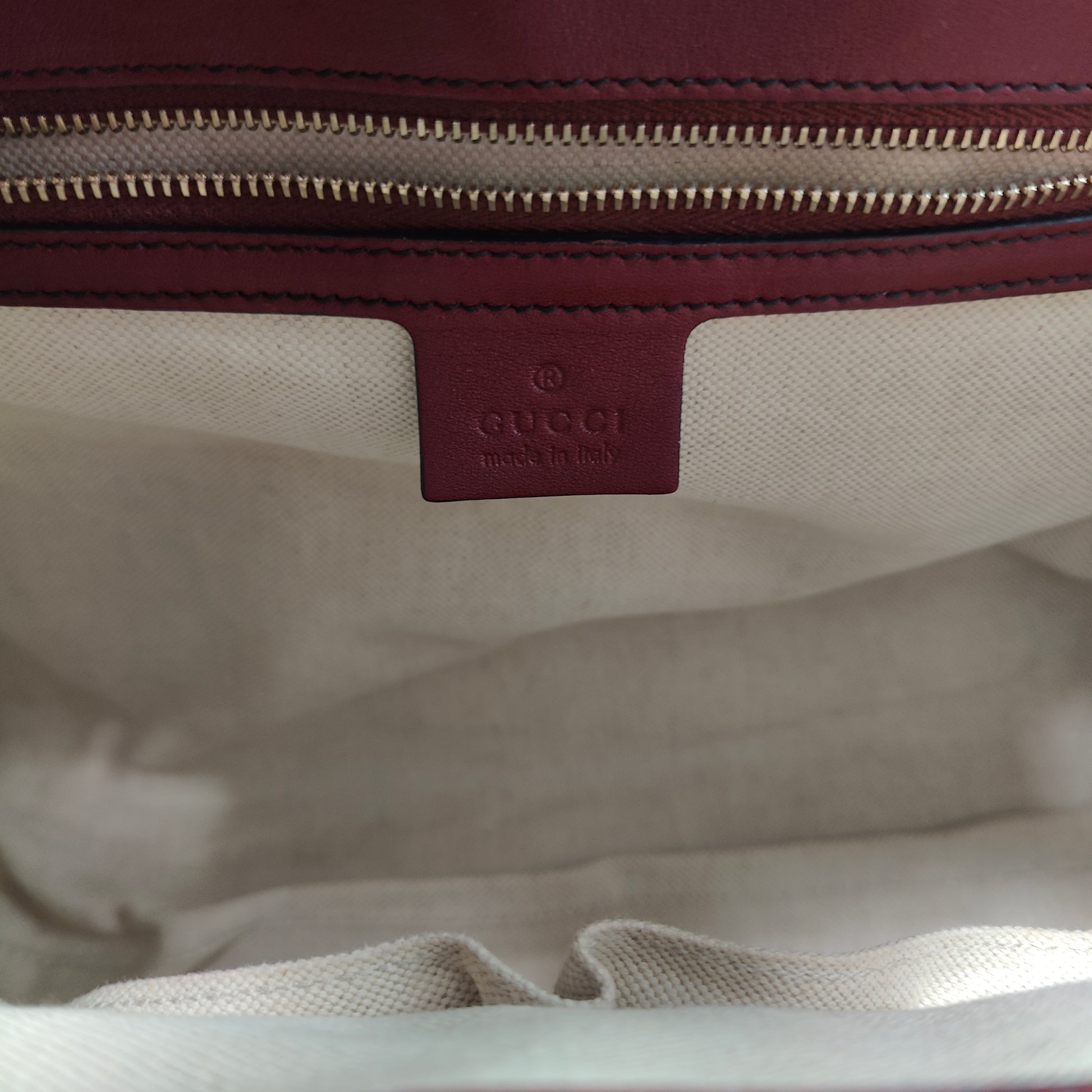 Emily Guccissima Chain Shoulder Bag