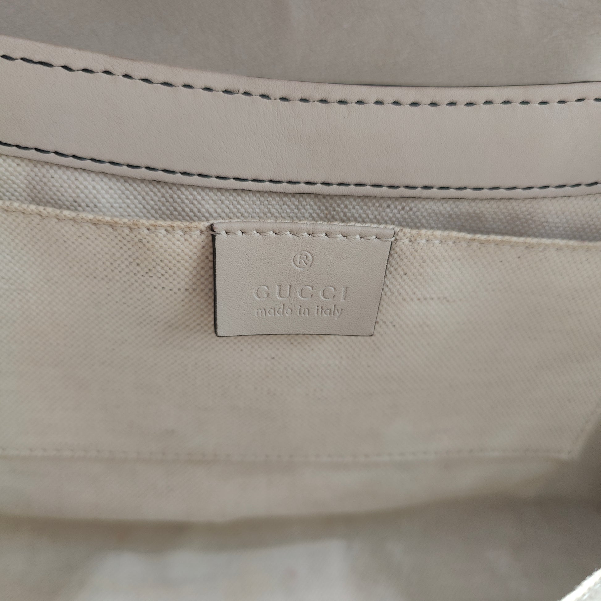 GG Signature Emily Medium