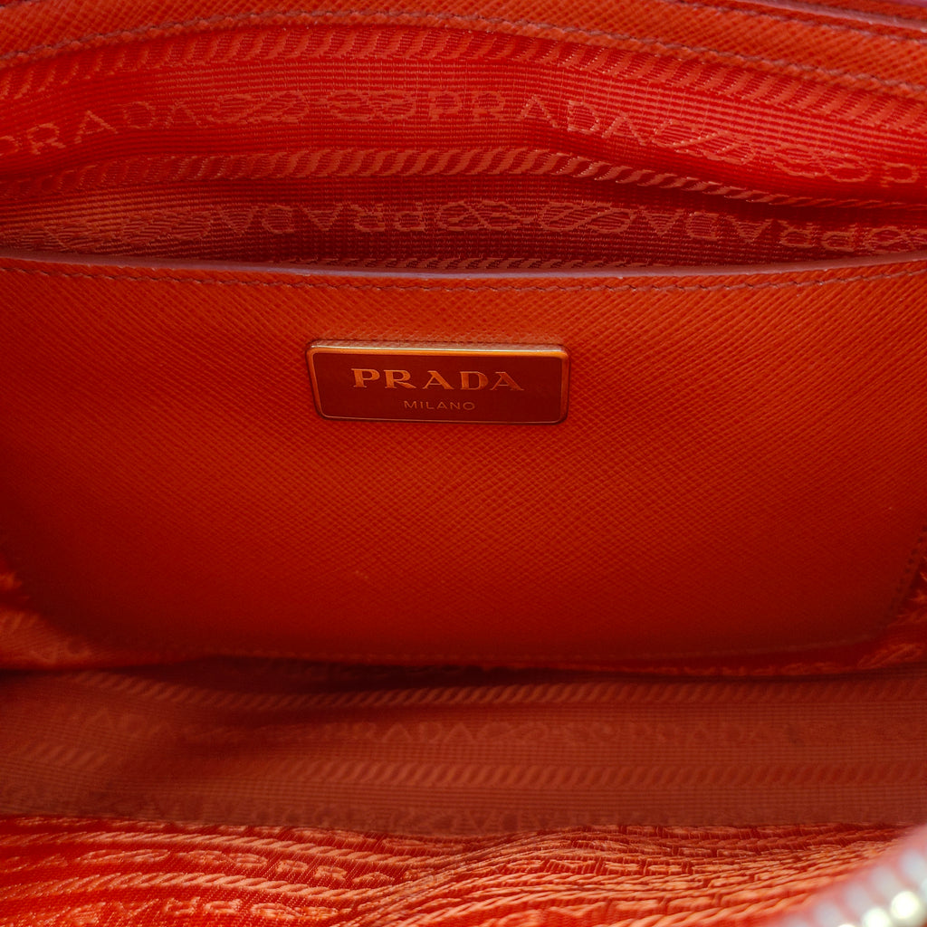 Promenade Handbag Saffiano Leather Medium