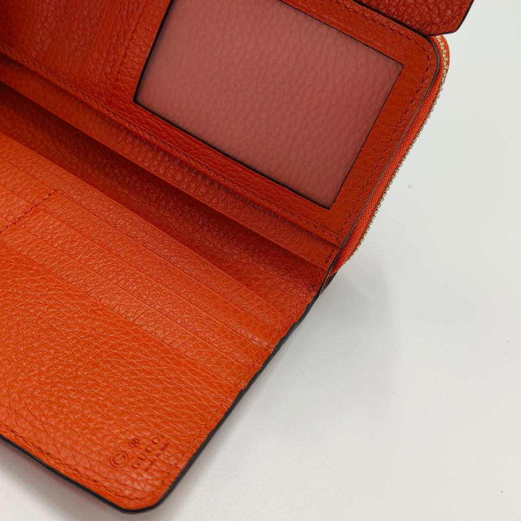Interlocking G Zip Around Flap Wallet Leather Long