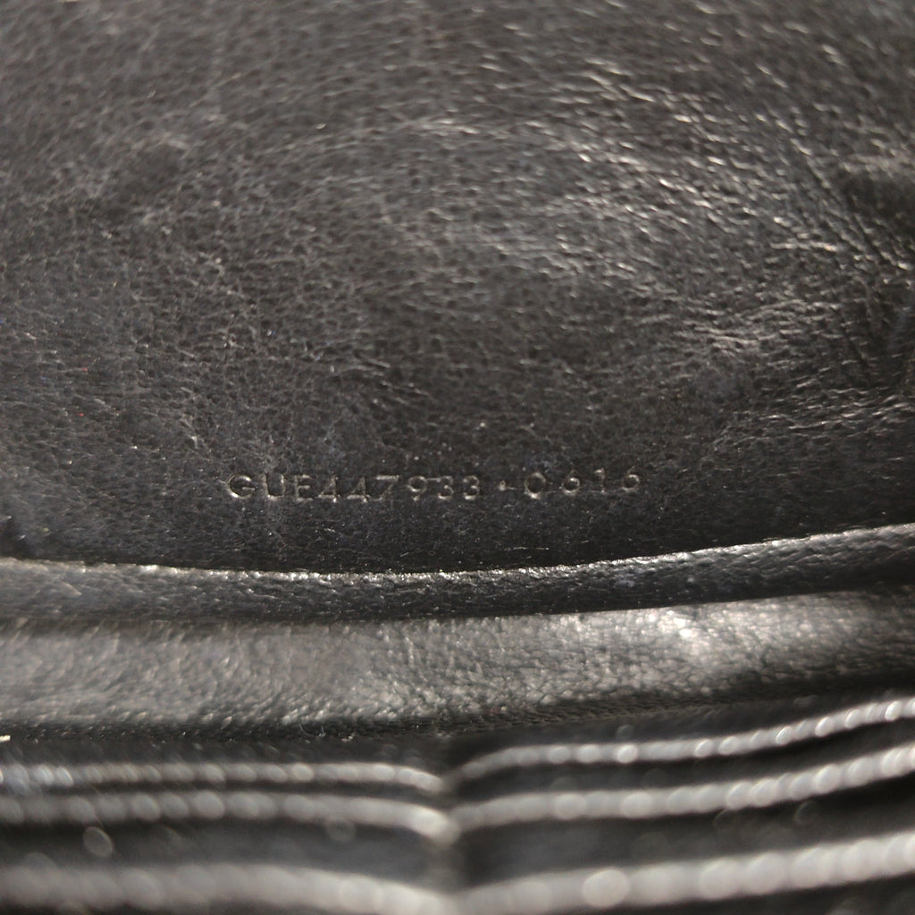 Classic Monogram Crossbody Bag Grainy Leather Medium