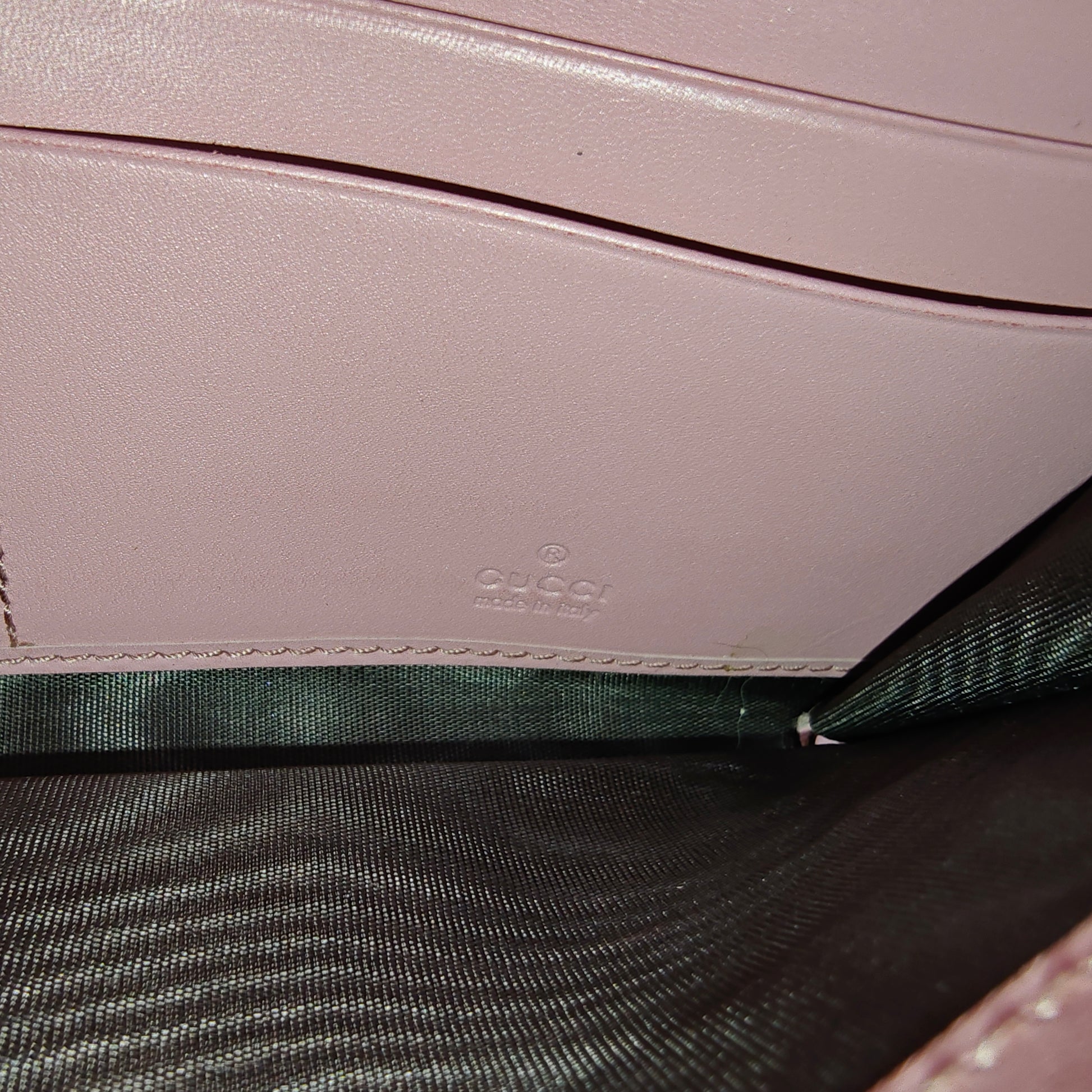 Icon Continental Wallet Guccissima Leather