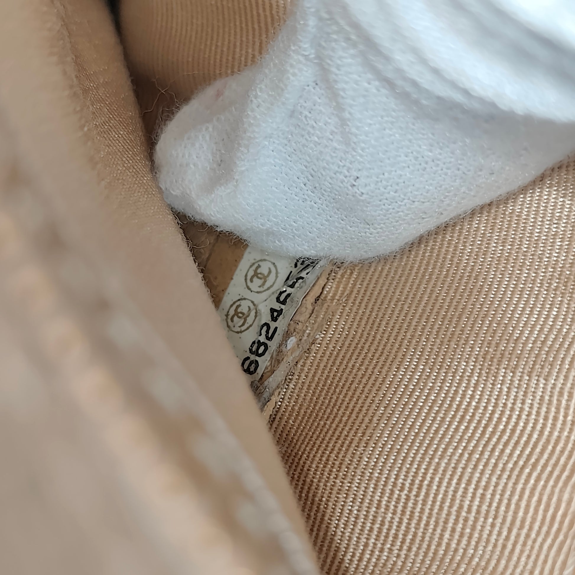 Medallion Tote Quilted Caviar