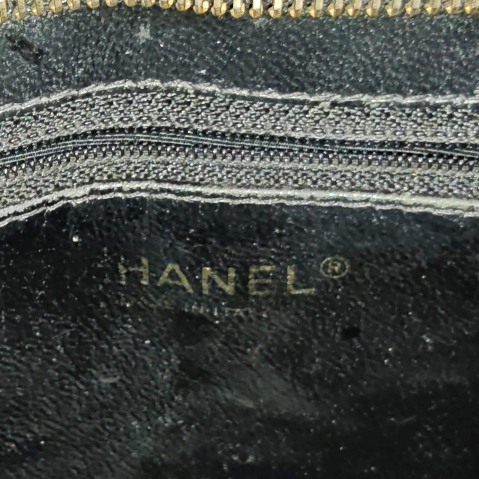 Medallion Tote Quilted Caviar