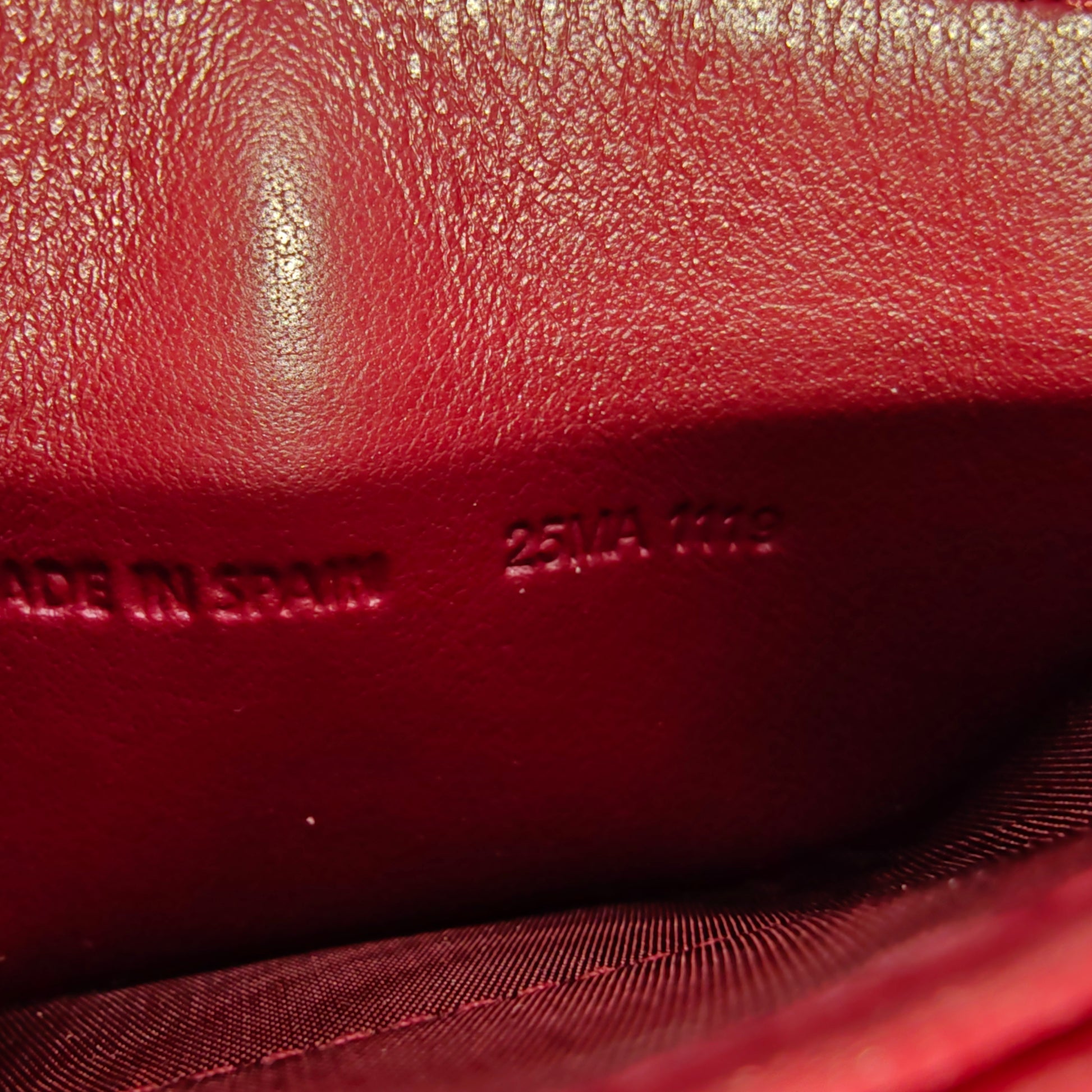 Cannage Pattern Patent Leather Wallet