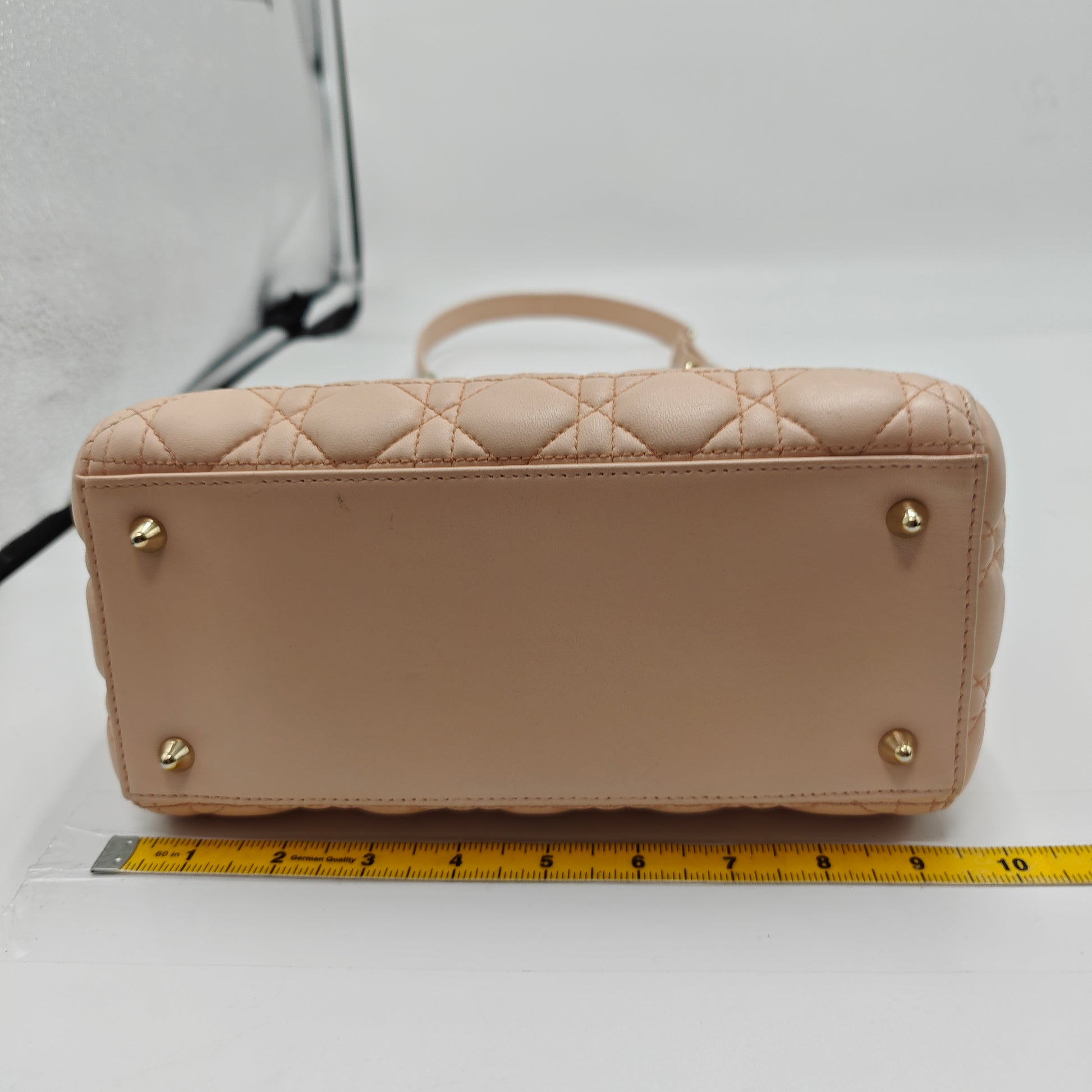 Lady Dior Bag Cannage Quilt Lambskin Medium Light Pink