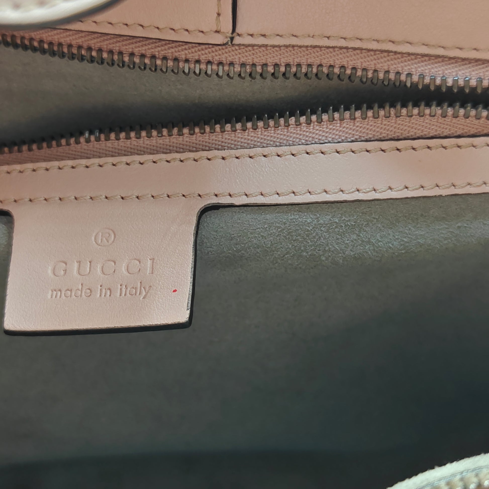 GG Marmont Tote Matelasse Leather Small