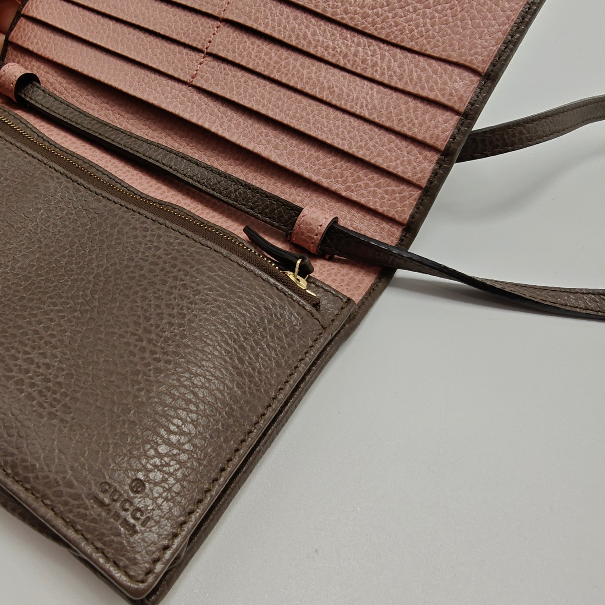 Chain Wallet Leather
