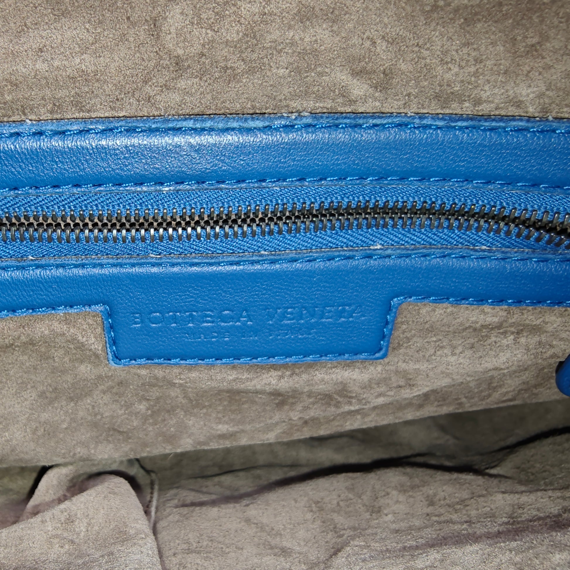 Intrecciato Nodini Crossbody Bag