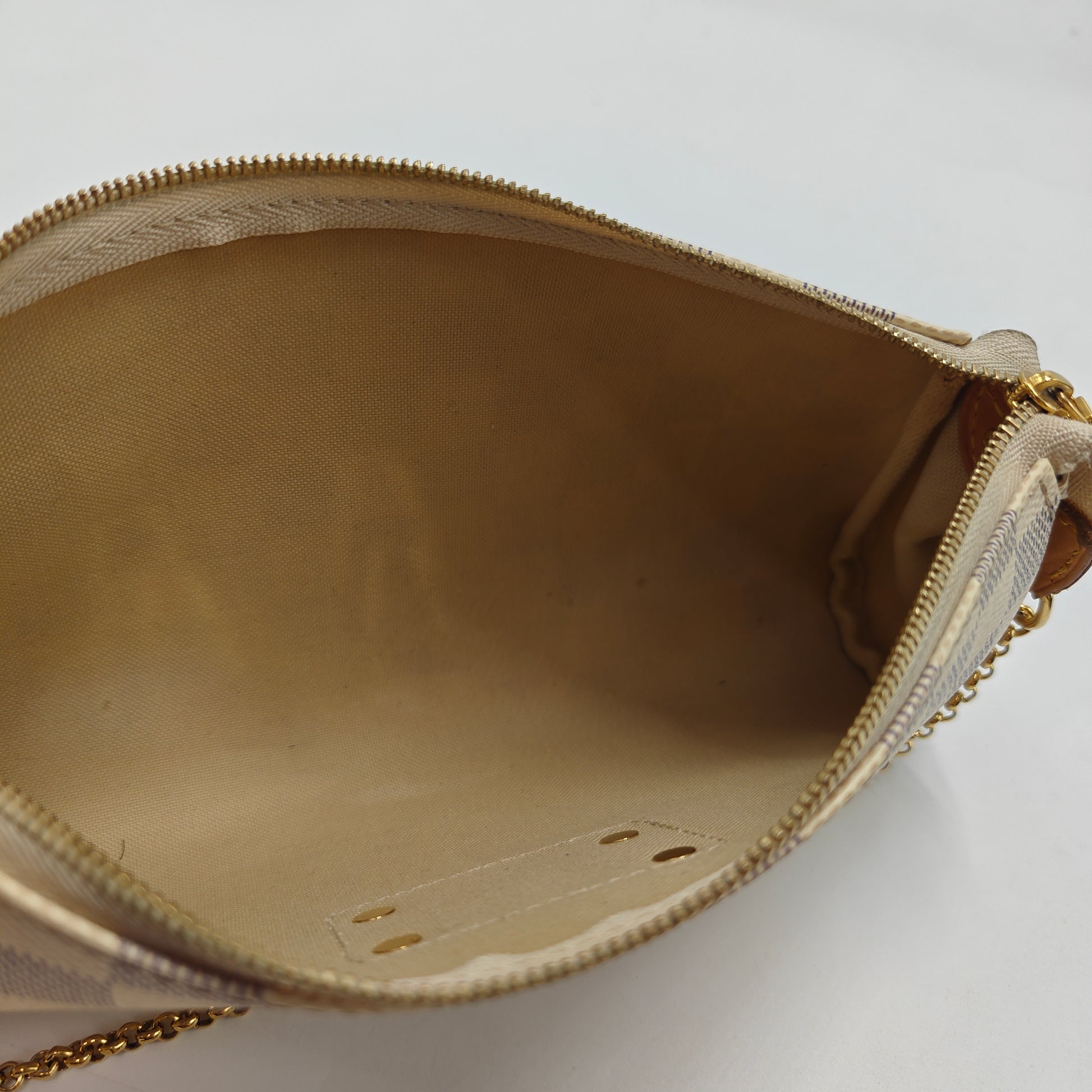 Louis Vuitton Eva Crossbody Damier