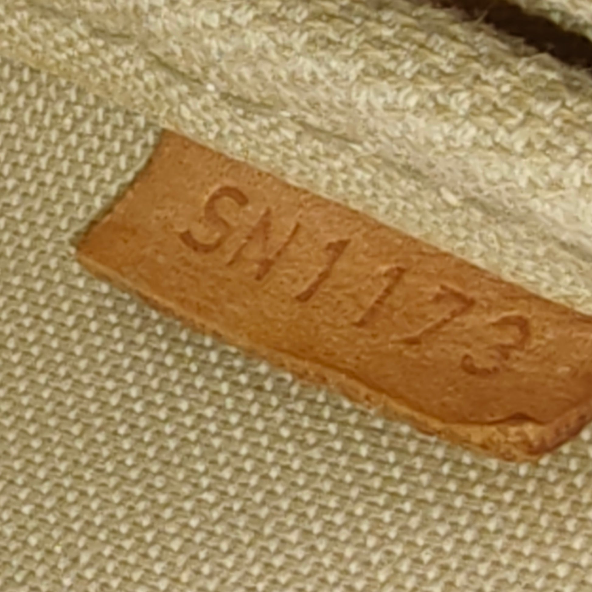 Louis Vuitton Eva Crossbody Damier