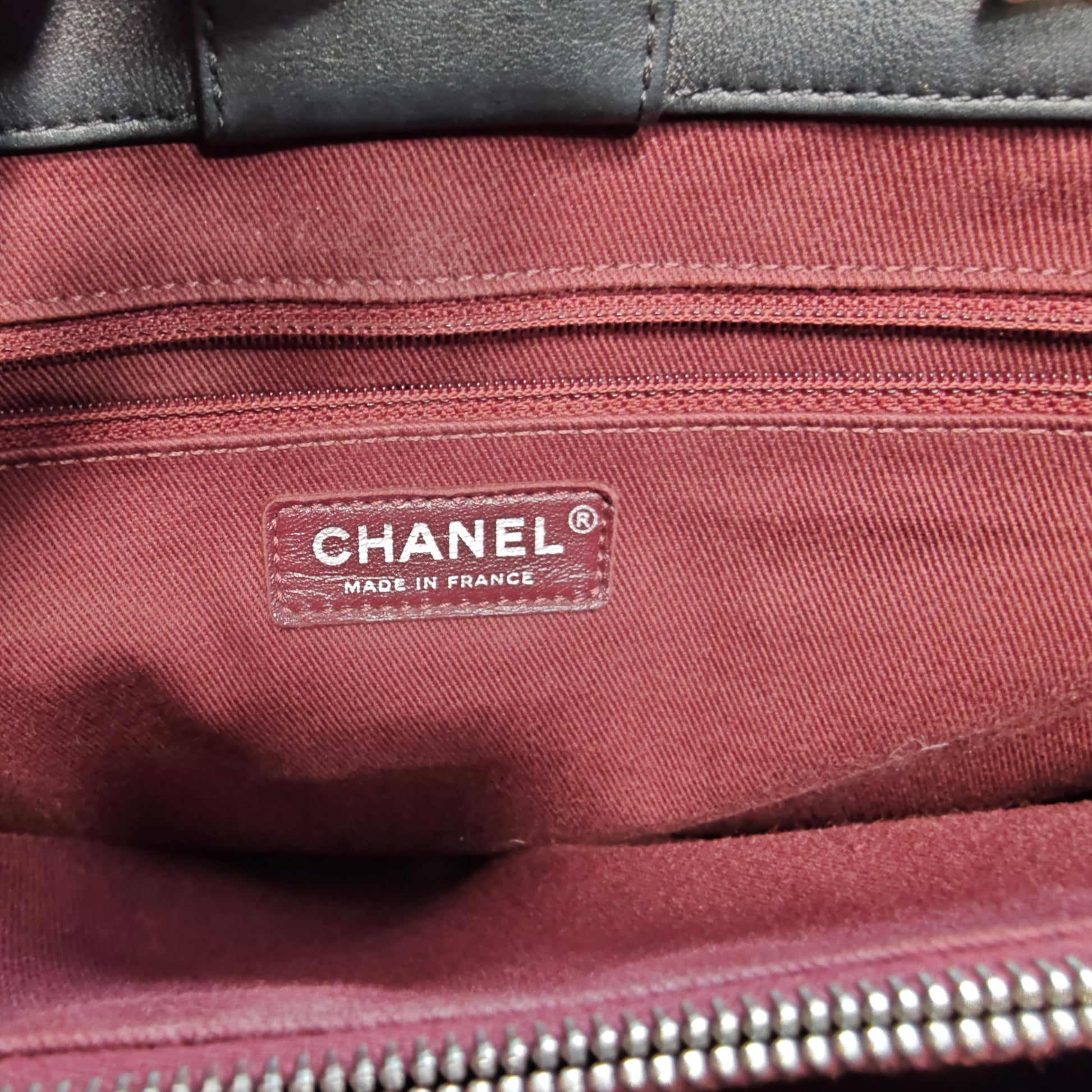 CC Charm Tote Chevron Patent Medium