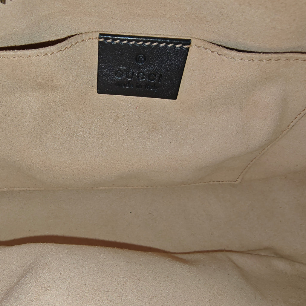 GG Marmont Shoulder Bag Matelasse Leather Small