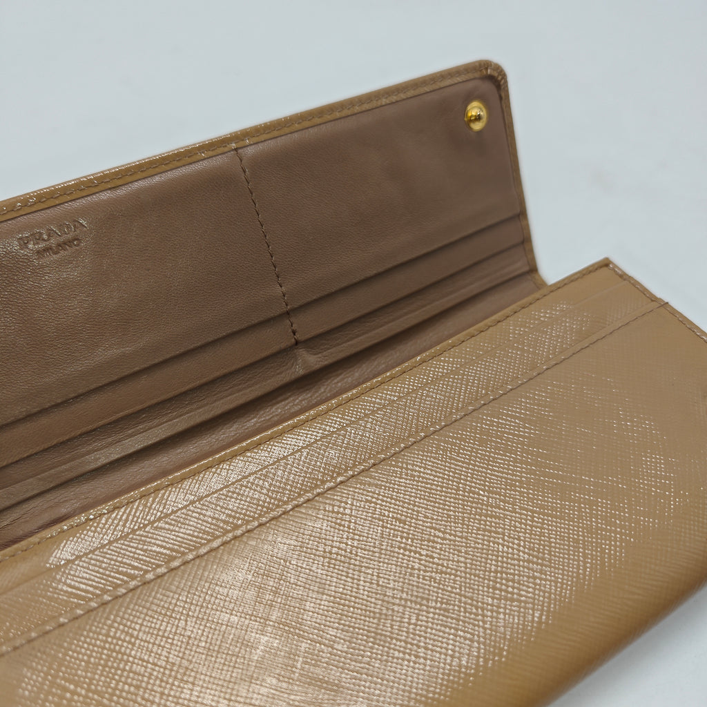 Saffiano wallet