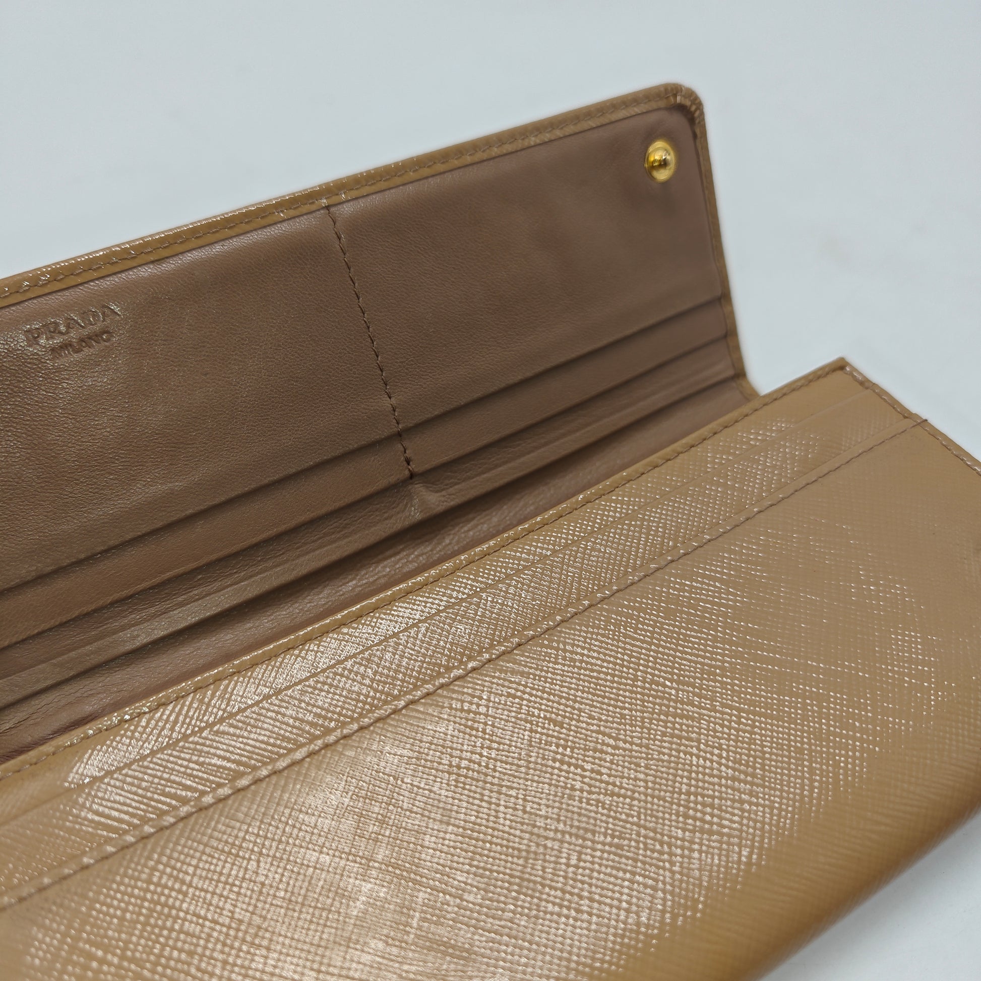 Saffiano wallet