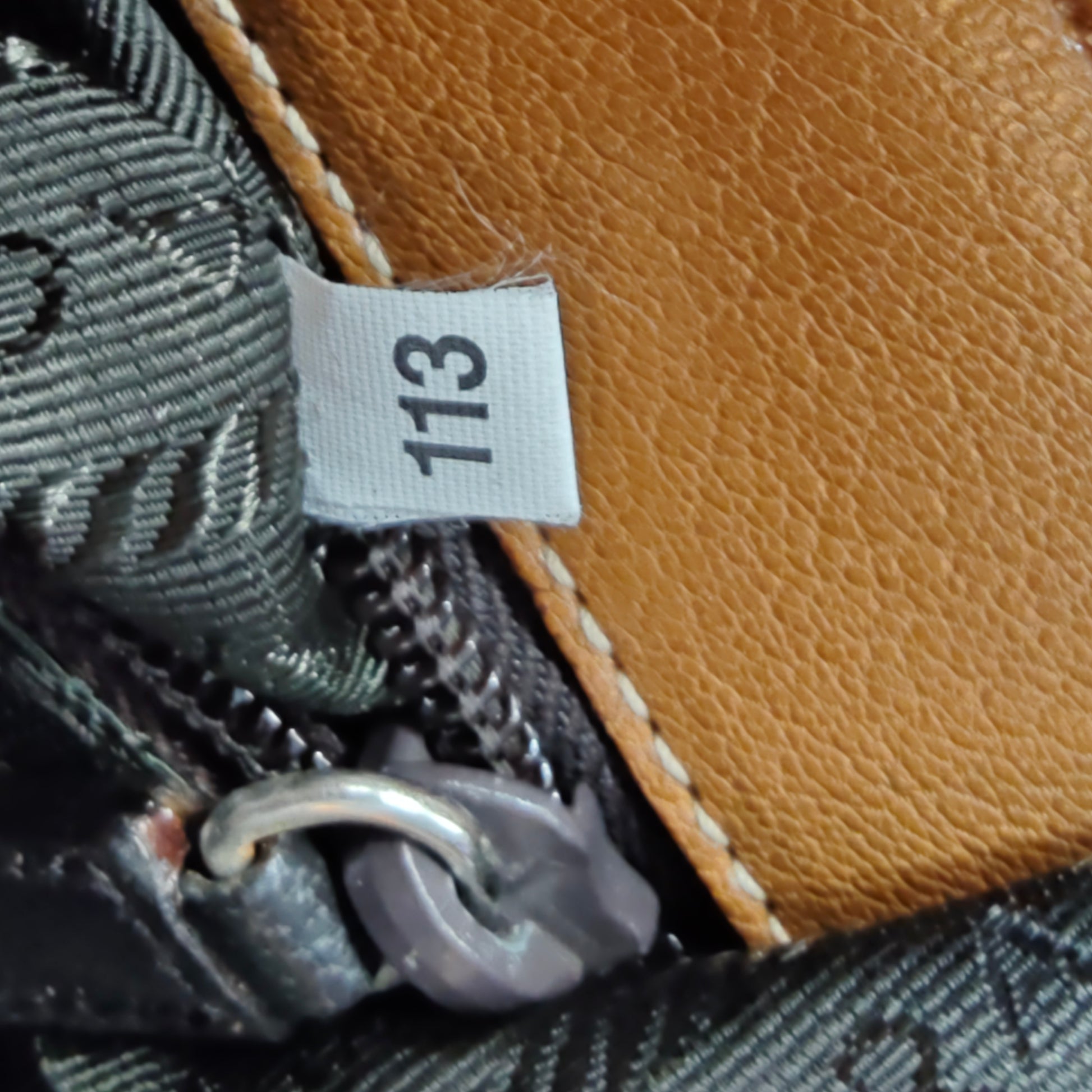 Madras Cerniera Top Handle Bag