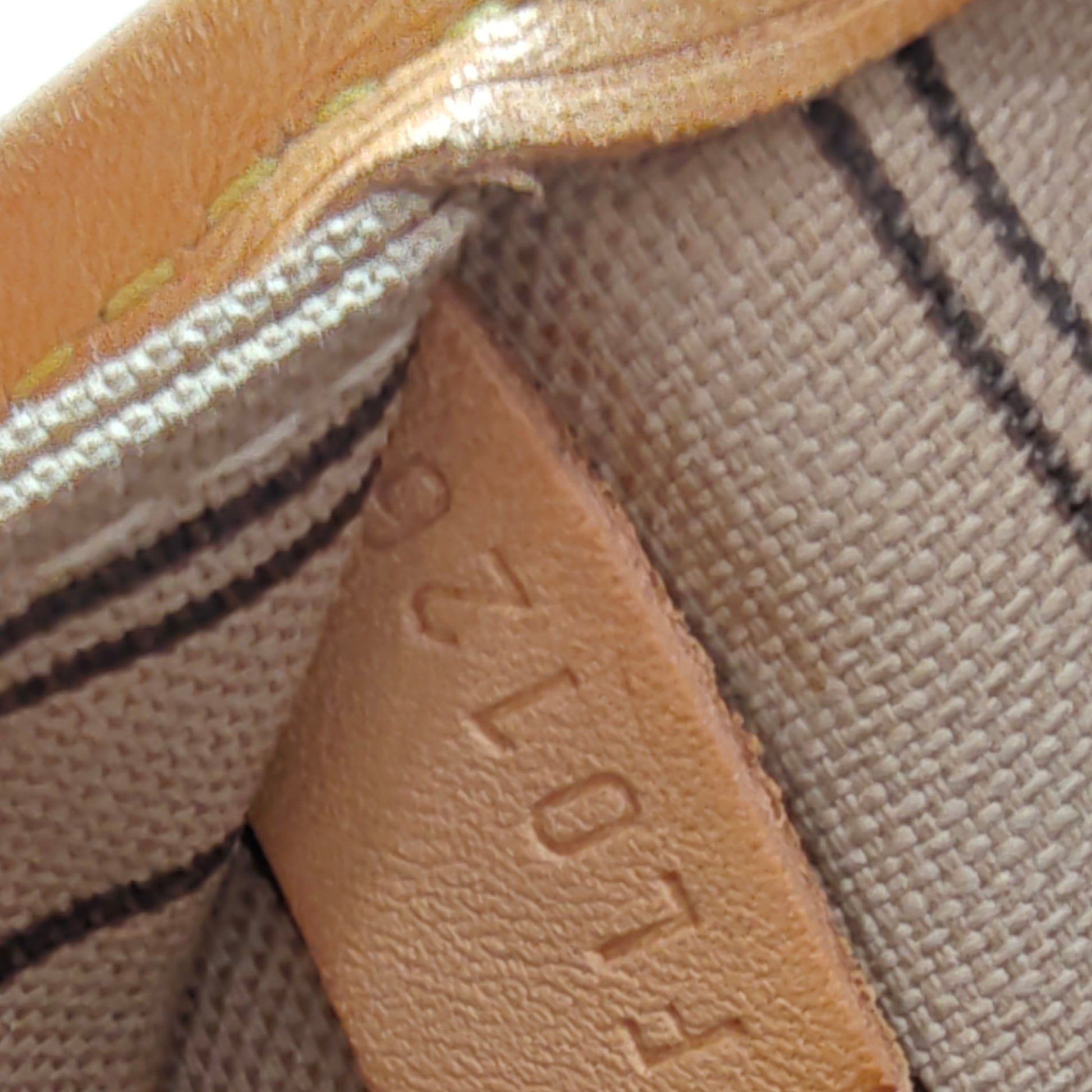 Neverfull Tote Monogram Canvas GM