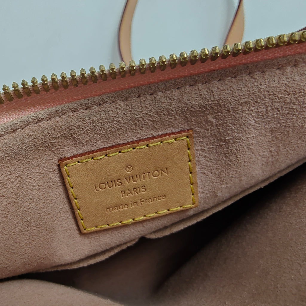 Monogram V Tote BB Rose Poudre