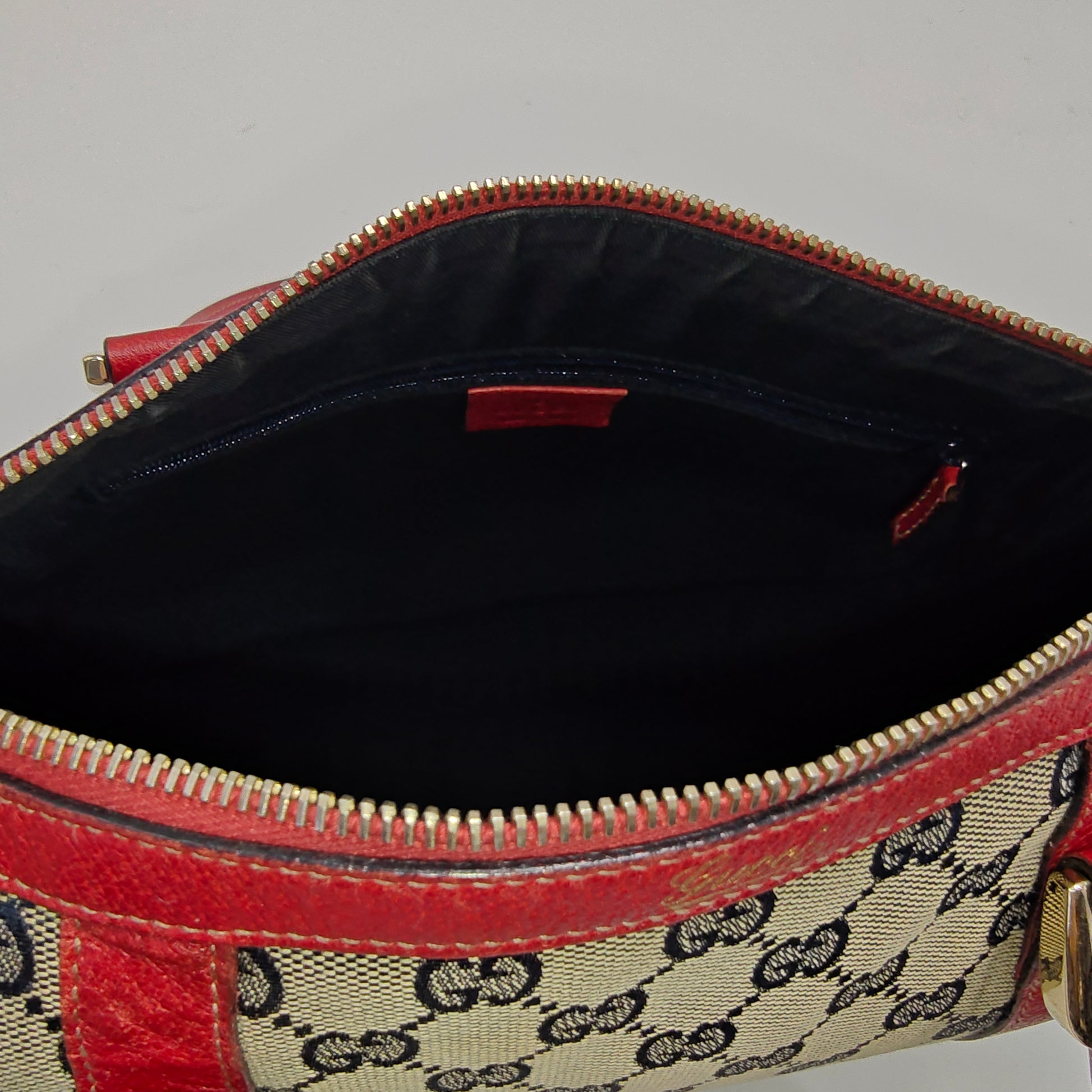 Abbey Boston Bag GG Canvas Small