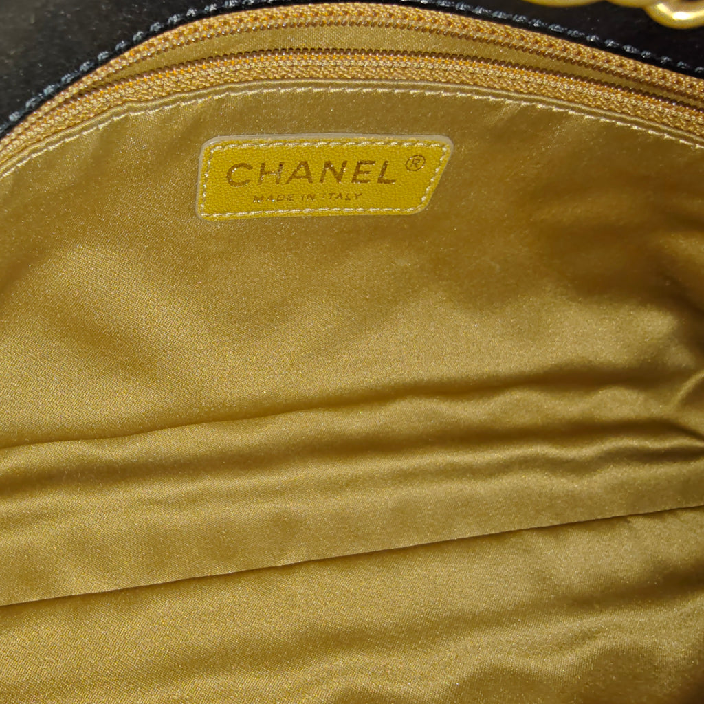 Lambskin Quilted Mademoiselle East West Flap