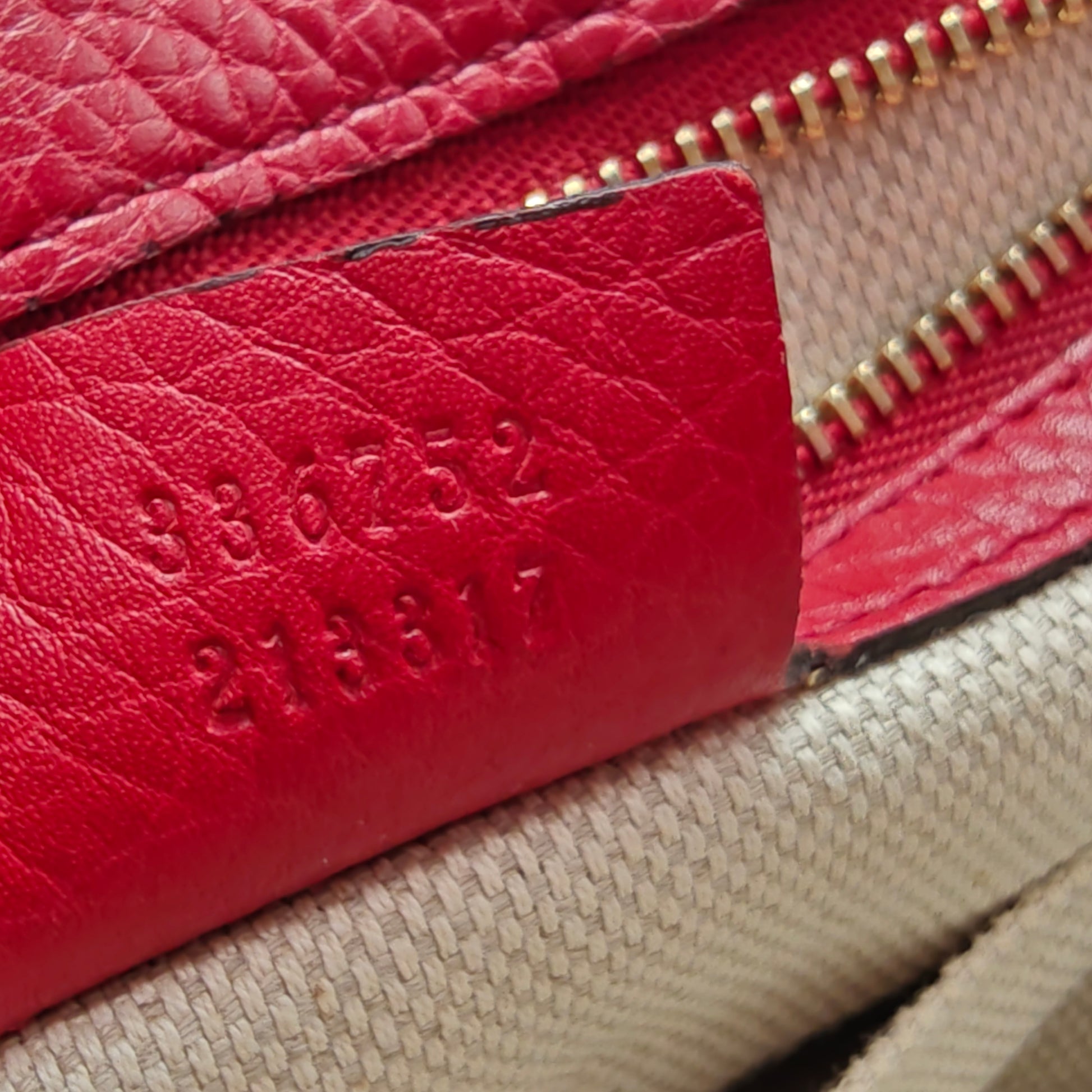 Pebbled Calfskin Medium Soho Flap Crossbody Vibrant Red
