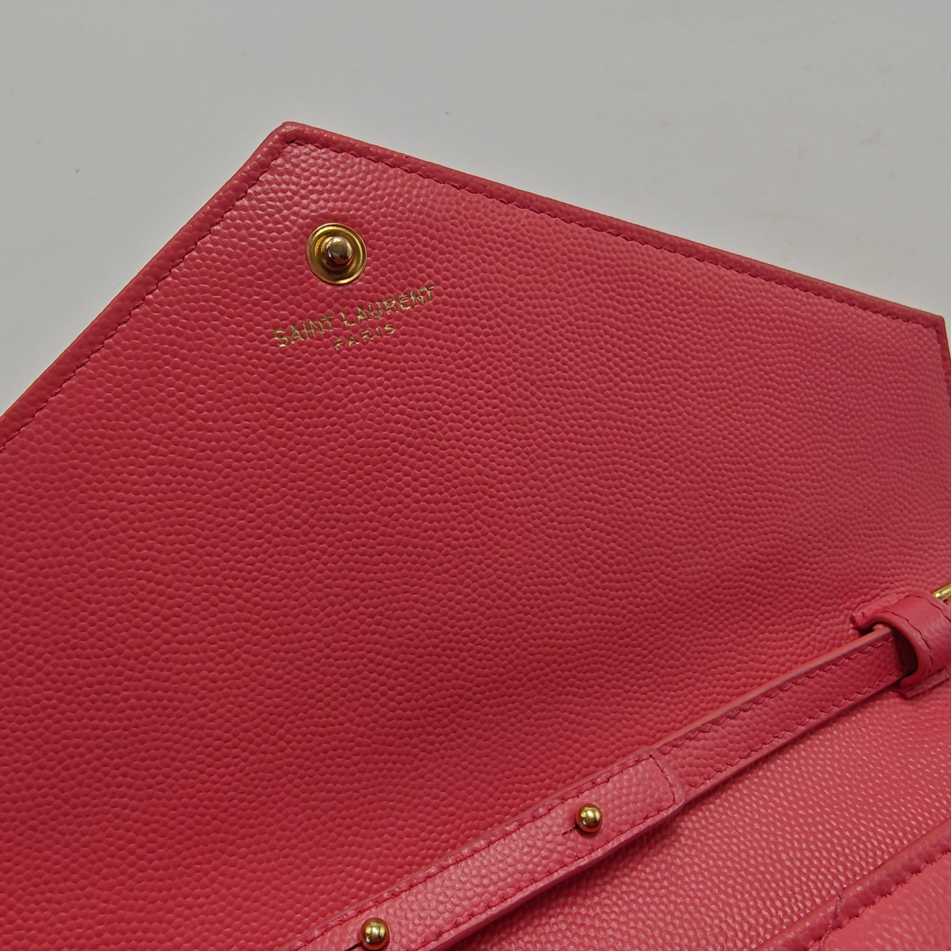 Grain De Poudre Matelasse Chevron Monogram Chain Wallet