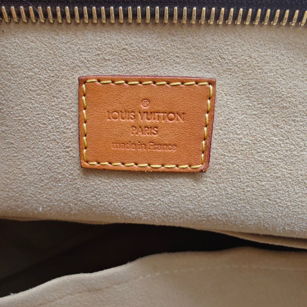 Estrela Handbag Monogram Canvas MM