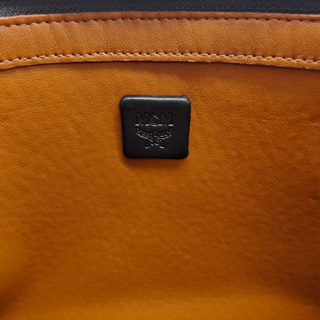 Visetos Wristlet Zip Pouch