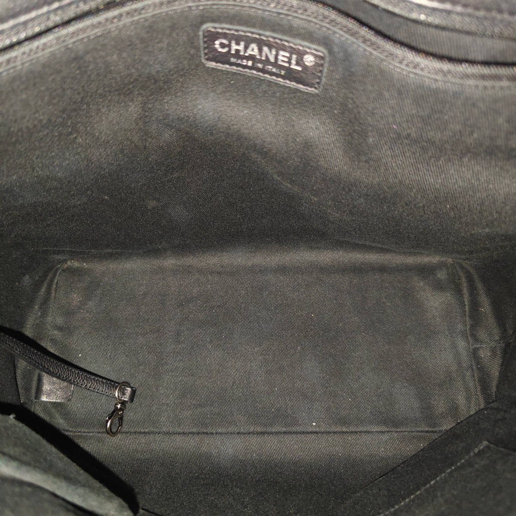 Caviar Shopping In Chains Tote twins