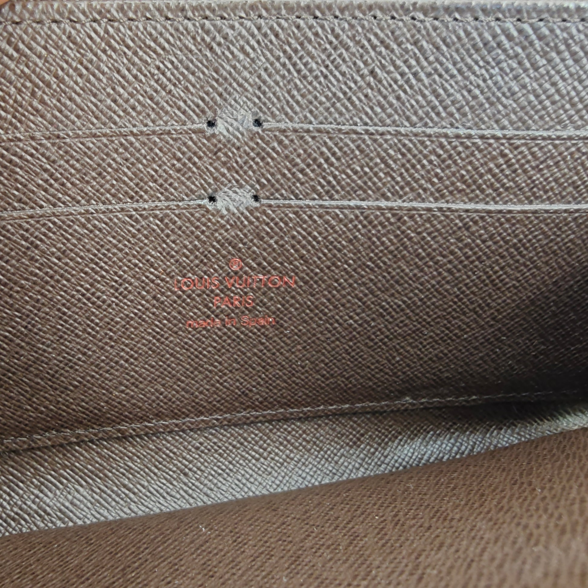 Damier Ebene Zippy Wallet