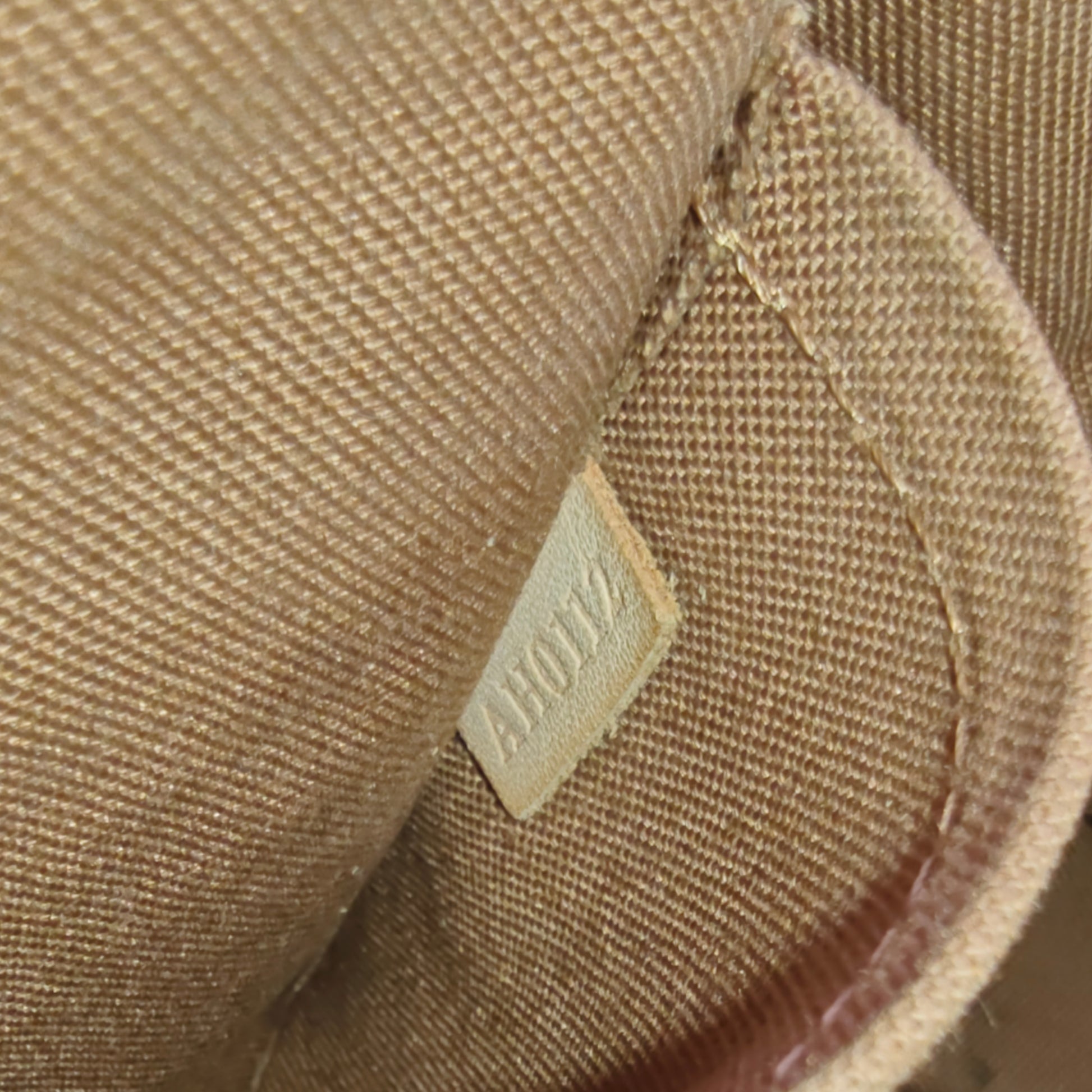 Tivoli Handbag Monogram Canvas PM