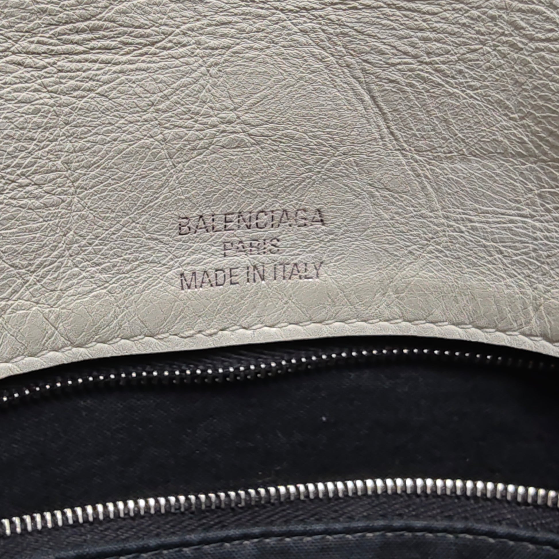 White medium BB Soft Flap shoulder bag twins