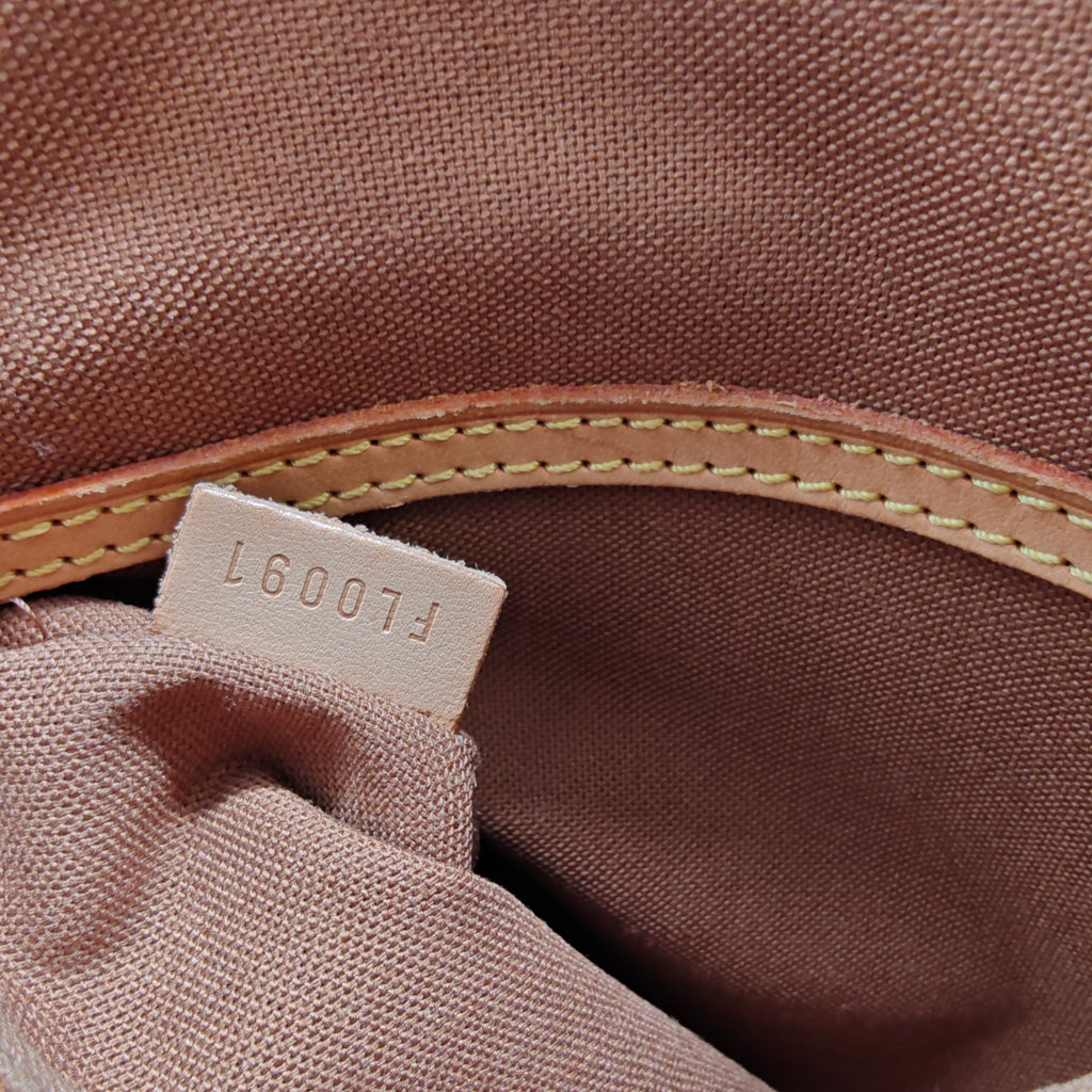 Monogram Alma pm