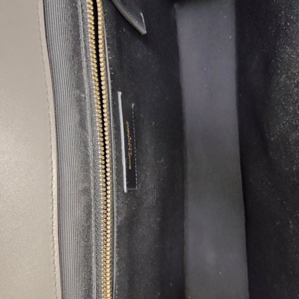 Saint Laurent Bandolera Satchel Monogramme de Cuero