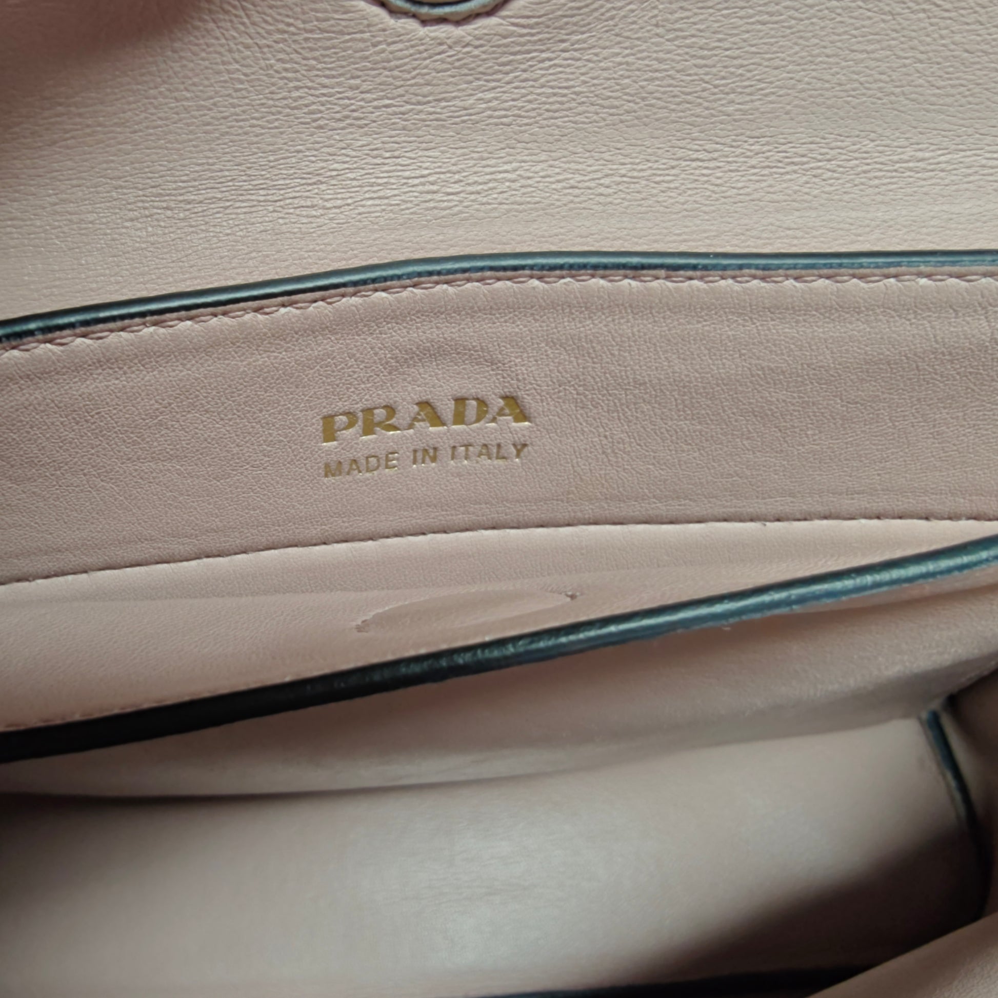 Prada Black Saffiano Cuir 2way pink inner layer shoulder bag twins