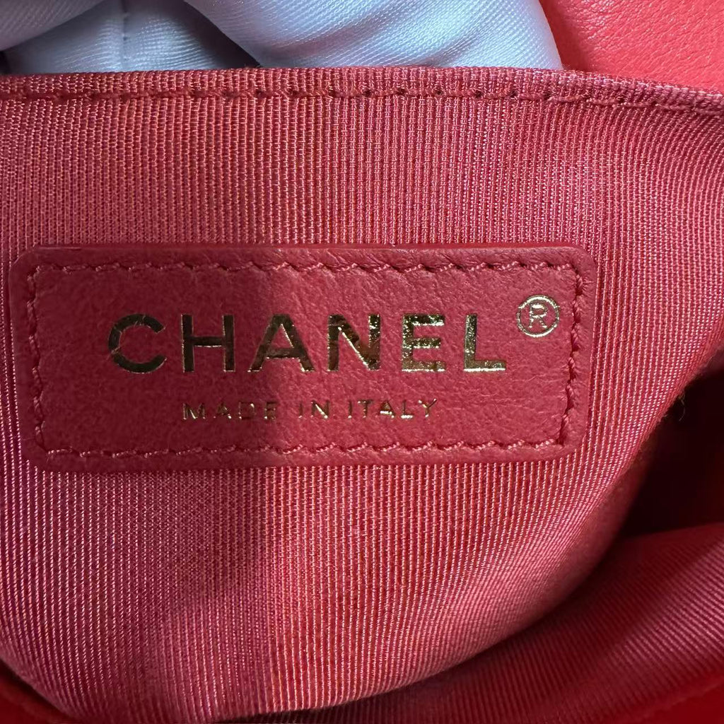 Calfskin Quilted Carry With Chic Flap Waist Bag Red