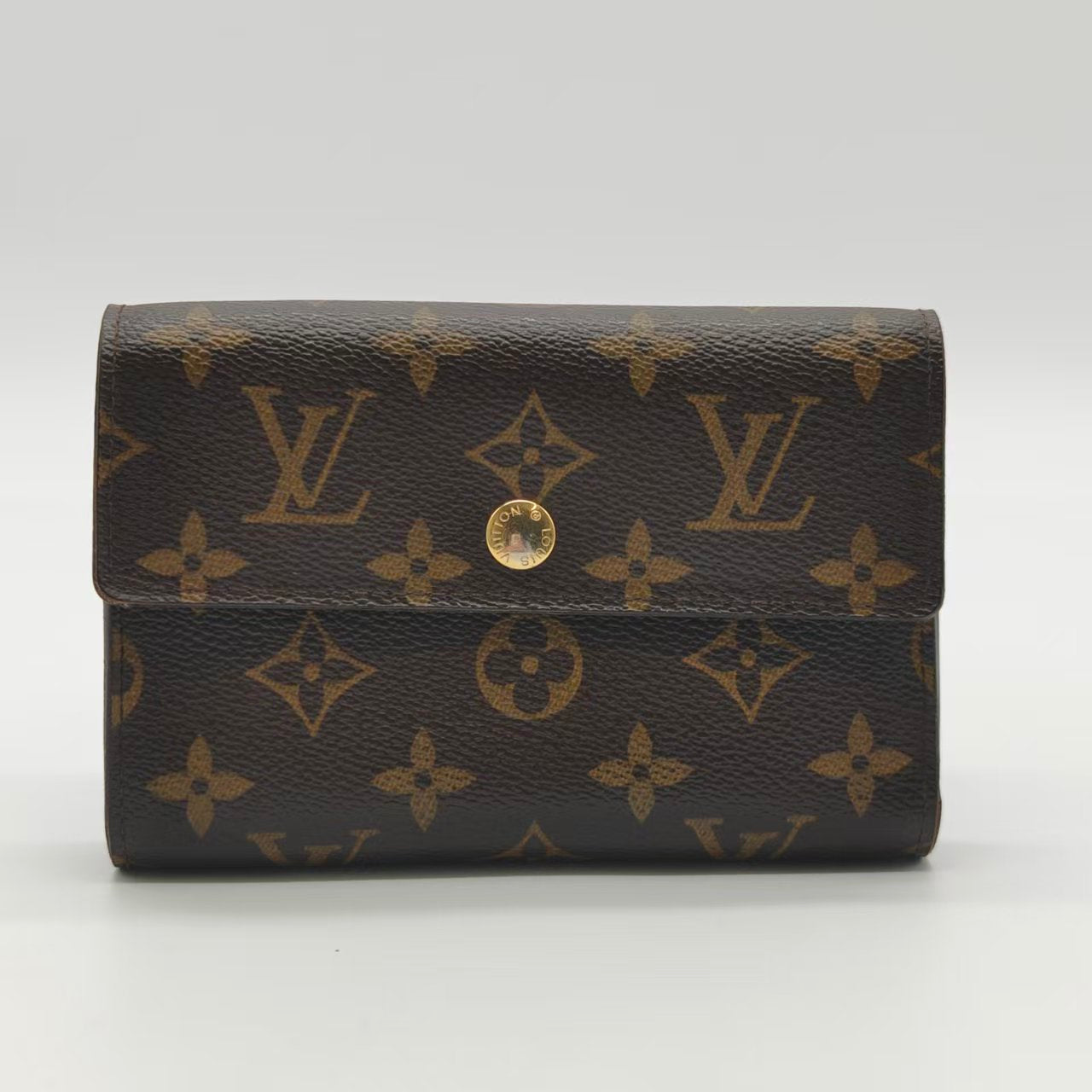 LV WALLET