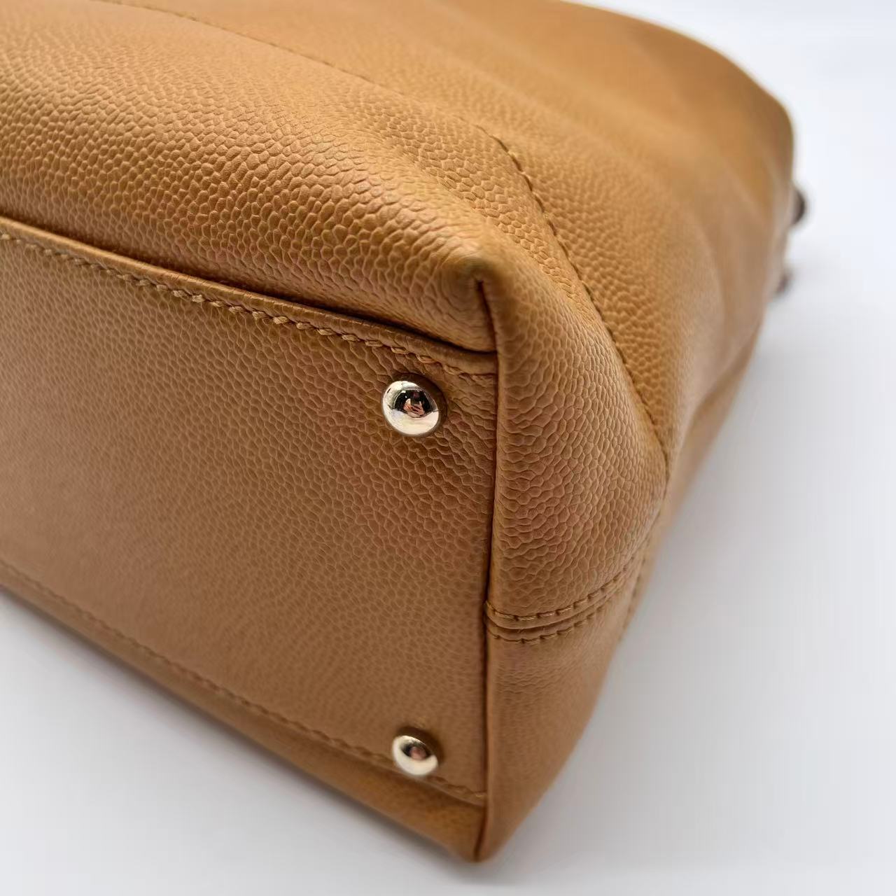 Caviar CC Wood Chain Hobo Maize