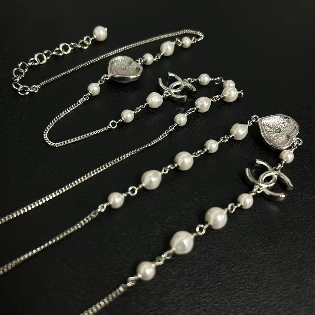 CHANEL Pearl Crystal CC Long Necklace twins LDZ208