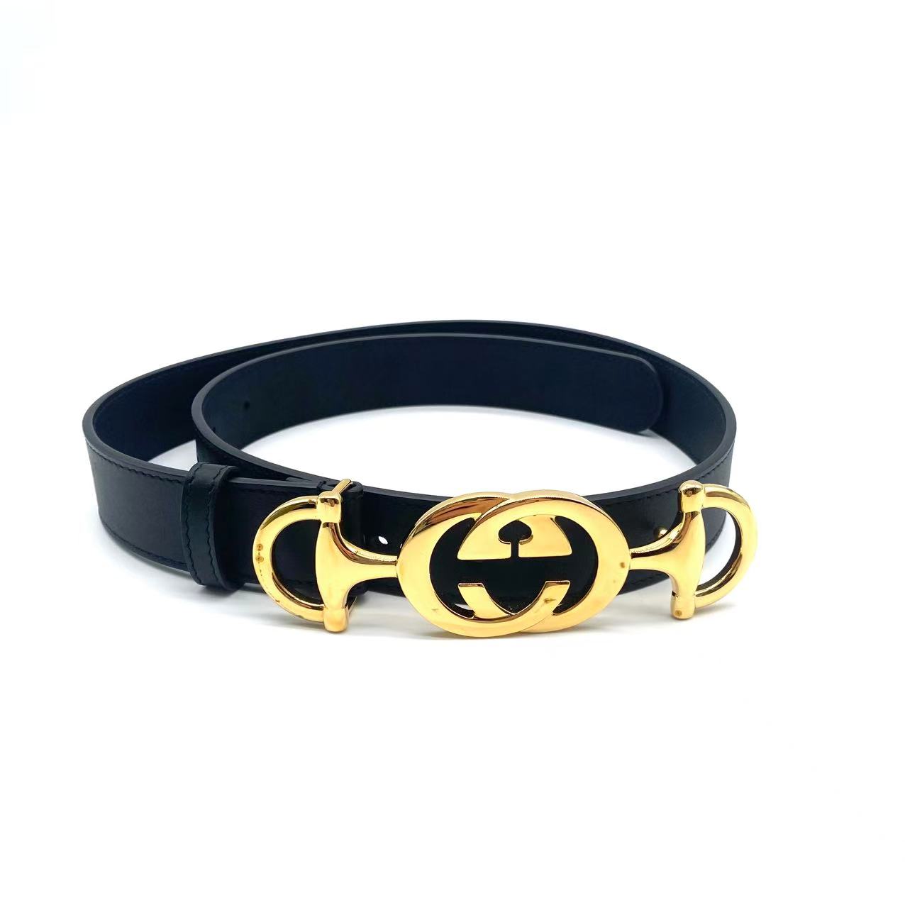 lack Leather Belt w/Gold GG Buckle