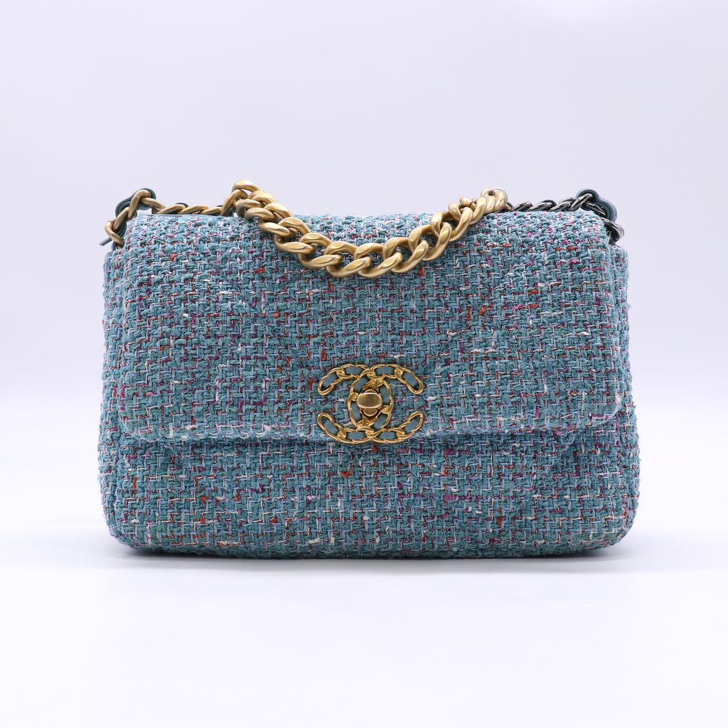 19 Flap Bag Quilted Tweed Medium crossbody bag