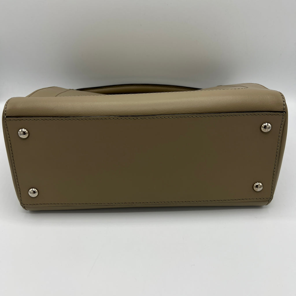 Leather Dotcom Medium Handbag
